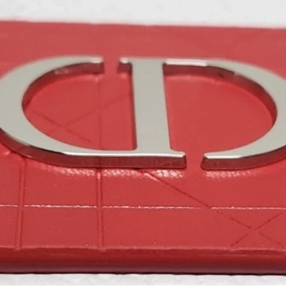 DIOR Beauty Red Quilted Petite Mirror - Picture 2 of 4